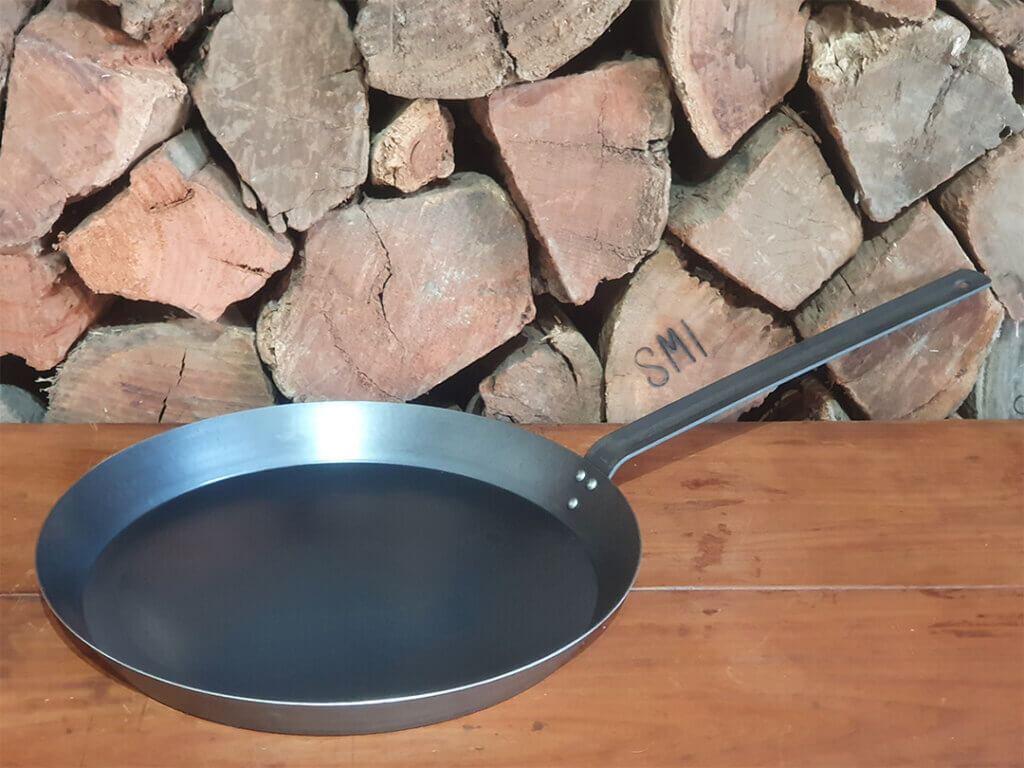 SMI OZ IRON KOOKWARE™ Frying Pans, Skillets & Woks – ASSH 365